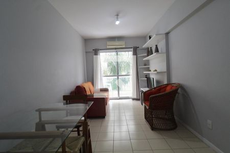 Sala de apartamento à venda com 2 quartos, 63m² em Jacarepaguá, Rio de Janeiro