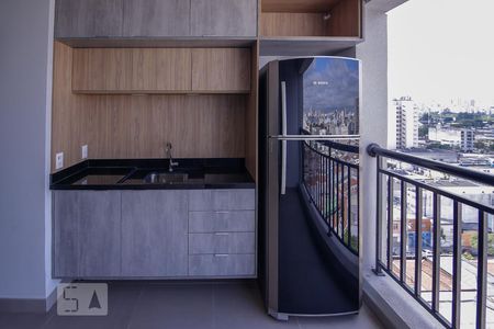 Varanda de kitnet/studio para alugar com 1 quarto, 30m² em Bom Retiro, São Paulo