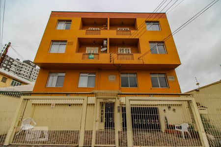 Fachada de apartamento à venda com 2 quartos, 47m² em São João, Porto Alegre