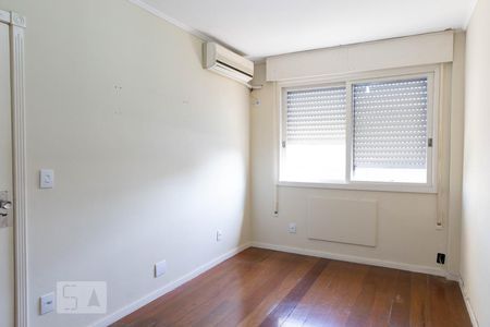 Quarto 1 de apartamento para alugar com 2 quartos, 78m² em Higienópolis, Porto Alegre