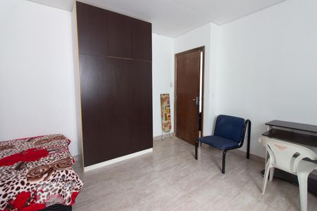 Quarto de kitnet/studio para alugar com 1 quarto, 30m² em Jardim Botânico, Curitiba