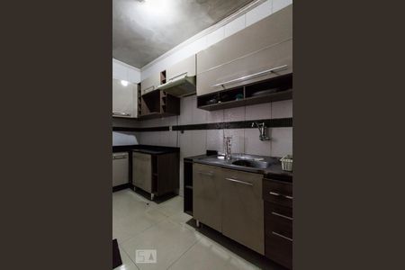 Cozinha de apartamento para alugar com 1 quarto, 50m² em Santa Cecília, São Paulo