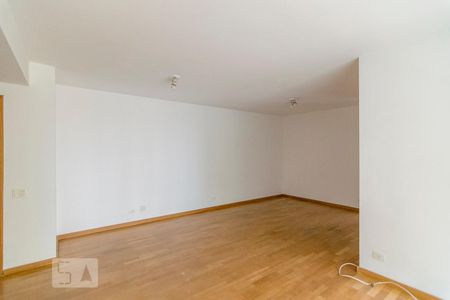 Apartamento para alugar com 3 quartos, 120m² em Jardim, Santo André