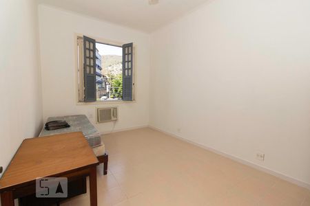 Quarto 1  de casa para alugar com 4 quartos, 194m² em Lins de Vasconcelos, Rio de Janeiro