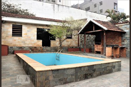 Piscina  de casa para alugar com 3 quartos, 430m² em Serra, Belo Horizonte