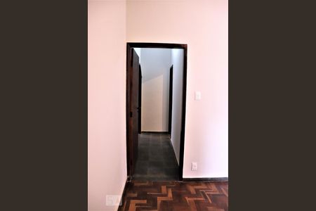 Corredor de casa para alugar com 3 quartos, 430m² em Serra, Belo Horizonte