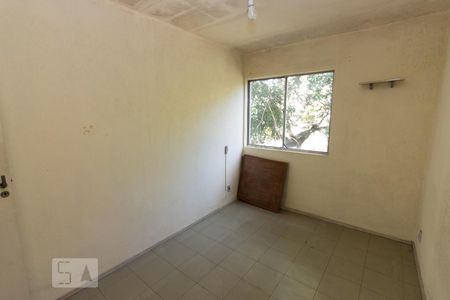 Quarto 1 de apartamento para alugar com 2 quartos, 50m² em Taquara, Rio de Janeiro