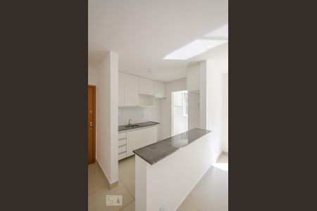 Cozinha de apartamento para alugar com 2 quartos, 65m² em Buritis, Belo Horizonte