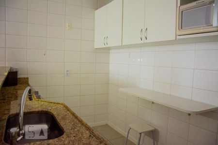 Cozinha de kitnet/studio para alugar com 1 quarto, 35m² em Centro, Rio de Janeiro