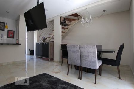 Sala de apartamento para alugar com 3 quartos, 110m² em Medeiros, Jundiaí