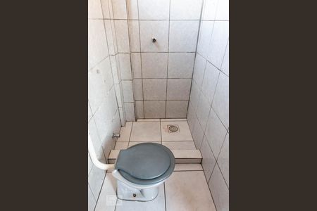 Banheiro de apartamento à venda com 1 quarto, 60m² em Protásio Alves, Porto Alegre