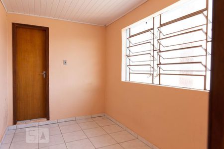 Quarto de apartamento à venda com 1 quarto, 50m² em Protásio Alves, Porto Alegre