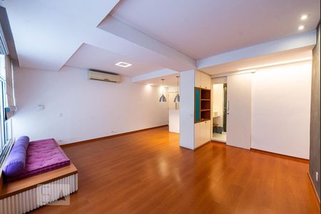 Sala de apartamento para alugar com 2 quartos, 90m² em Leblon, Rio de Janeiro