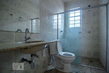 Banheiro de apartamento para alugar com 3 quartos, 110m² em Nova Suíssa, Belo Horizonte