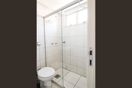 Banheiro de kitnet/studio para alugar com 1 quarto, 35m² em Setor Leste Universitário, Goiânia