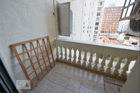 varanda de apartamento para alugar com 3 quartos, 106m² em Pinheiros, São Paulo
