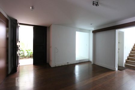sala de casa à venda com 4 quartos, 463m² em Vila Tramontano, São Paulo