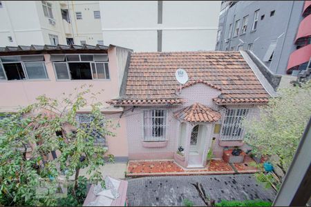 Vista do Quarto 1 de casa para alugar com 2 quartos, 75m² em São Cristóvão, Rio de Janeiro