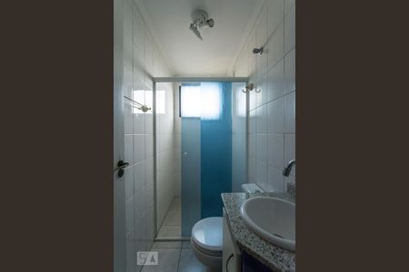Banheiro de apartamento à venda com 2 quartos, 60m² em Rudge Ramos, São Bernardo do Campo