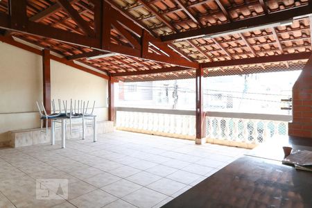 Salão com churrasqueira de casa à venda com 3 quartos, 180m² em Vila Gustavo, São Paulo