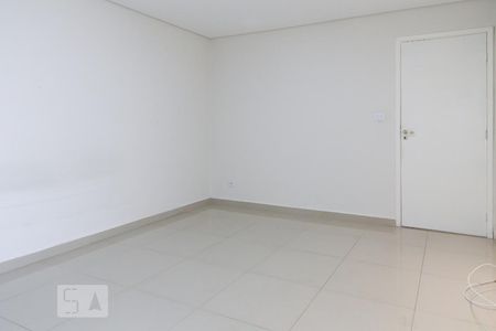 Suíte de casa à venda com 3 quartos, 180m² em Vila Gustavo, São Paulo