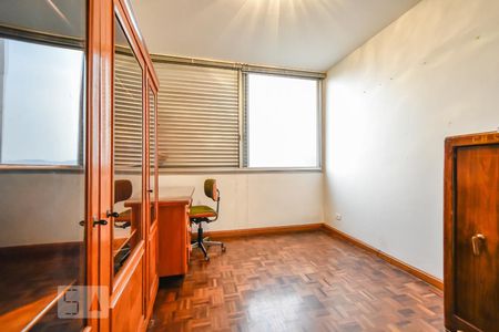 Quarto 1 de apartamento à venda com 3 quartos, 140m² em Vila Suzana, São Paulo