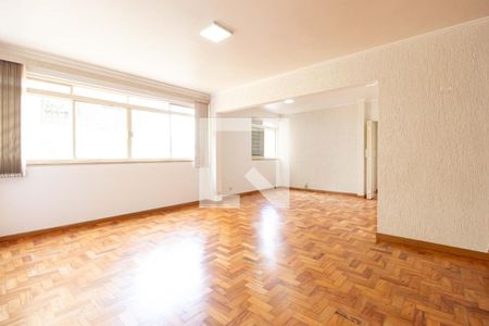 Apartamento para alugar com 82m², 2 quartos e 1 vagaSala