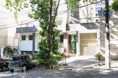 Apartamento à venda com 4 quartos, 134m² em Funcionários, Belo Horizonte