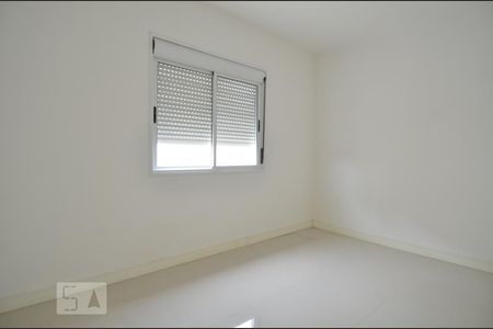 Quarto  de apartamento para alugar com 3 quartos, 75m² em Partenon, Porto Alegre