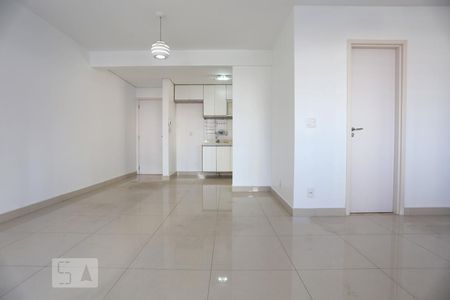 Sala de apartamento para alugar com 2 quartos, 82m² em Vila Sônia, São Paulo