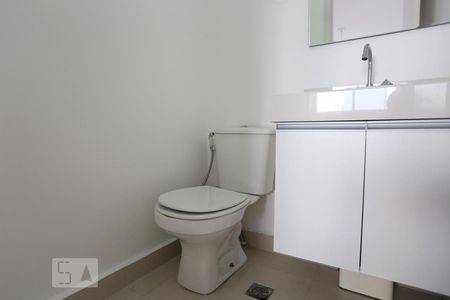 Lavabo de apartamento para alugar com 2 quartos, 82m² em Vila Sônia, São Paulo