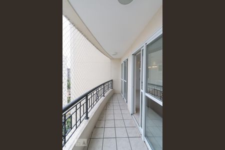 Varanda de apartamento para alugar com 3 quartos, 96m² em Vila Sofia, São Paulo