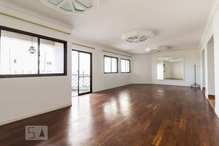 Apartamento para alugar com 184m², 3 quartos e 2 vagasSala