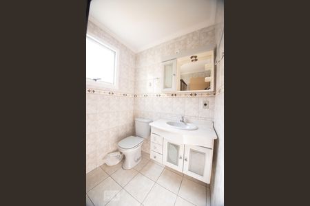 Banheiro de apartamento para alugar com 2 quartos, 65m² em Jardim das Bandeiras, Campinas