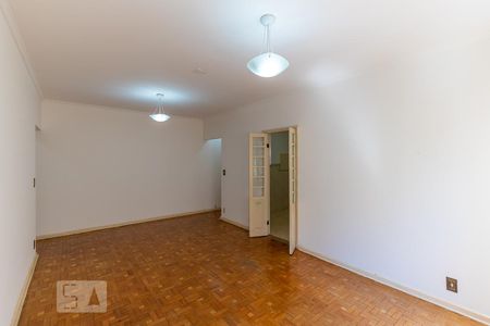 Apartamento à venda com 104m², 2 quartos e sem vagaSala