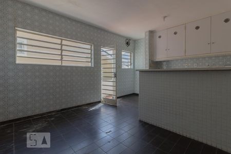 Cozinha de casa para alugar com 4 quartos, 250m² em Vila Monumento, São Paulo
