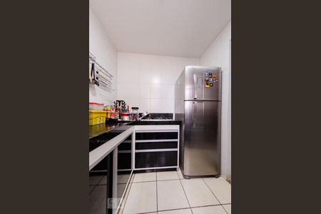 Apartamento para alugar com 2 quartos, 55m² em João Pinheiro, Belo Horizonte