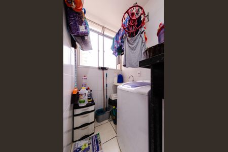 Apartamento para alugar com 2 quartos, 55m² em João Pinheiro, Belo Horizonte