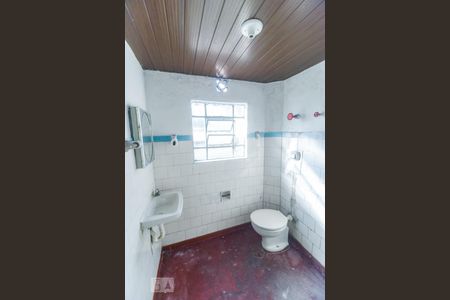 Banheiro de casa à venda com 2 quartos, 50m² em Vila Santa Isabel, São Paulo