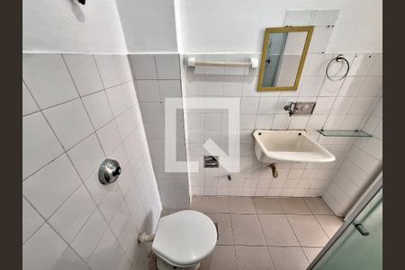 Banheiro de apartamento para alugar com 1 quarto, 23m² em Glória, Rio de Janeiro