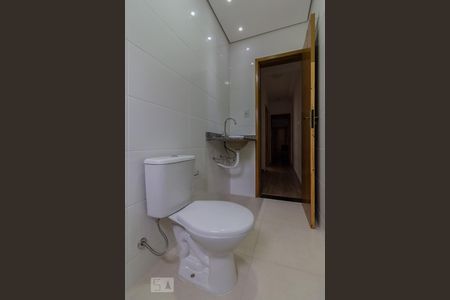 Banheiro de casa à venda com 3 quartos, 113m² em Vila Alice, Santo André