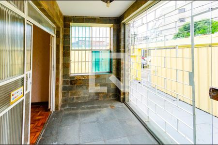 Varanda de casa para alugar com 3 quartos, 120m² em Salgado Filho, Belo Horizonte