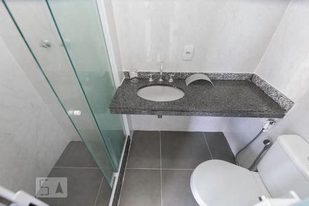 Suíte de apartamento para alugar com 2 quartos, 75m² em Recreio dos Bandeirantes, Rio de Janeiro