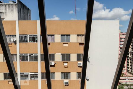 Vista Sala de TV de apartamento à venda com 4 quartos, 100m² em Todos Os Santos, Rio de Janeiro