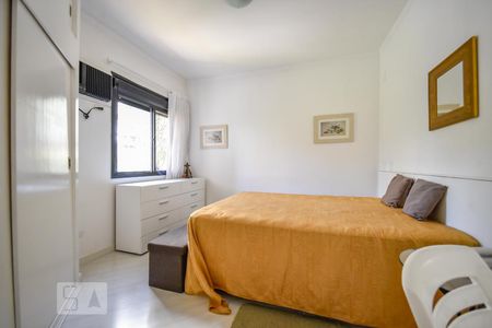 Quarto de apartamento para alugar com 1 quarto, 40m² em Paraíso do Morumbi, São Paulo