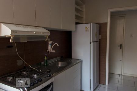 Cozinha de apartamento à venda com 2 quartos, 58m² em Bela Vista, Porto Alegre