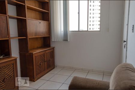 Sala de apartamento à venda com 2 quartos, 72m² em Planalto, Belo Horizonte
