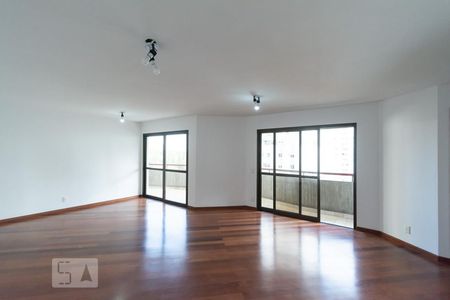 Sala de apartamento para alugar com 4 quartos, 180m² em Santo Amaro, São Paulo