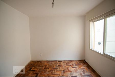 Quarto 1 de apartamento para alugar com 2 quartos, 64m² em Humaitá, Porto Alegre