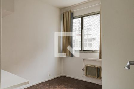 Quarto 1 de apartamento para alugar com 2 quartos, 80m² em Copacabana, Rio de Janeiro